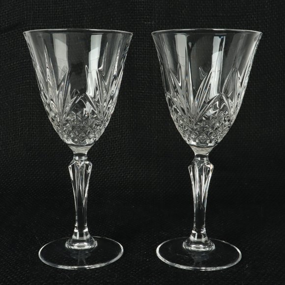 Vintage Wine Glass Salzburg by CRISTAL DE FLANDRE Set of Two - Picture 3 of 6